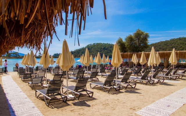 Beach 222 Oludeniz Hotel
