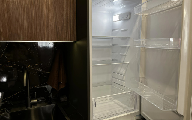 Studiya V Zhk Flora S Dizaynerskim Remontom Flat