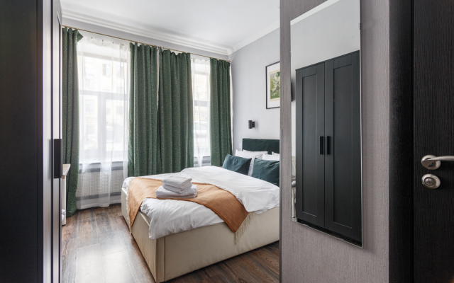 Жилое помещение 1912 у Исаакиевской Площади