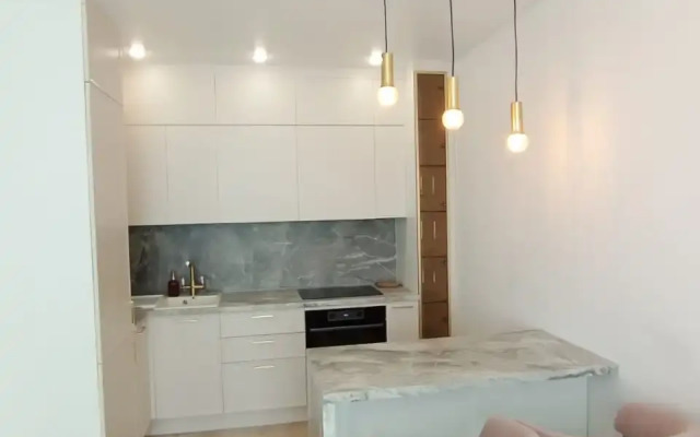 Квартира Уютная В Районе ТРЦ  Сити-Молл