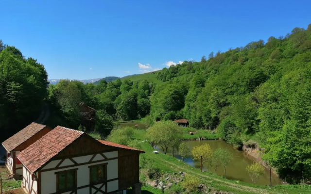 EcoKayan Hotel