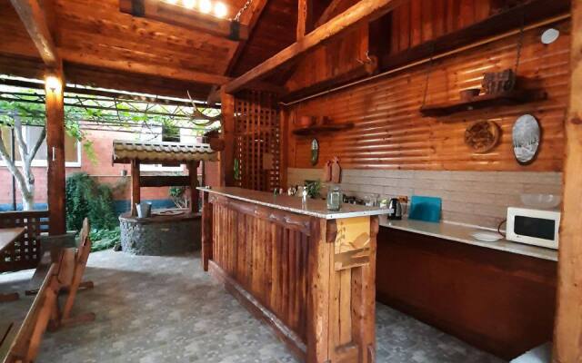U Harlampyicha Guest House