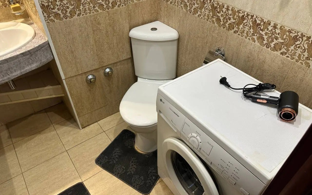 Квартира просторная трехкомнатная на Бауманская