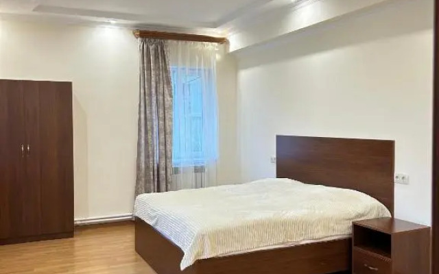 Oasis Hotel Kapan
