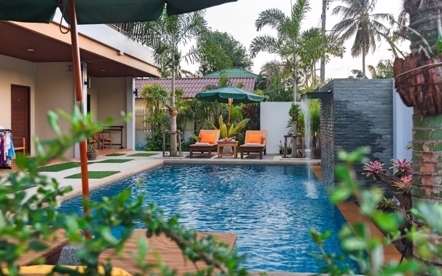 Happy Eight Resort Phuket Apart-hotel