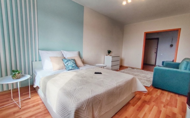 Апартаменты просторные у Аквапарка с видом на Уральские горы