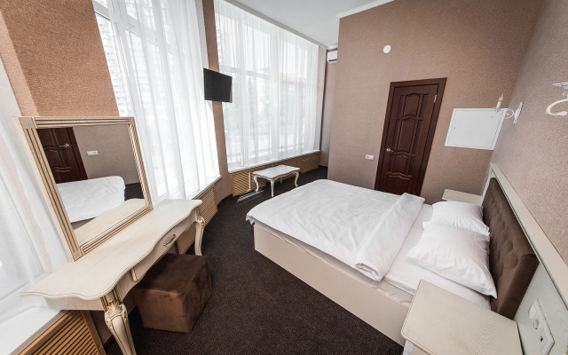 Kurazh Hotel