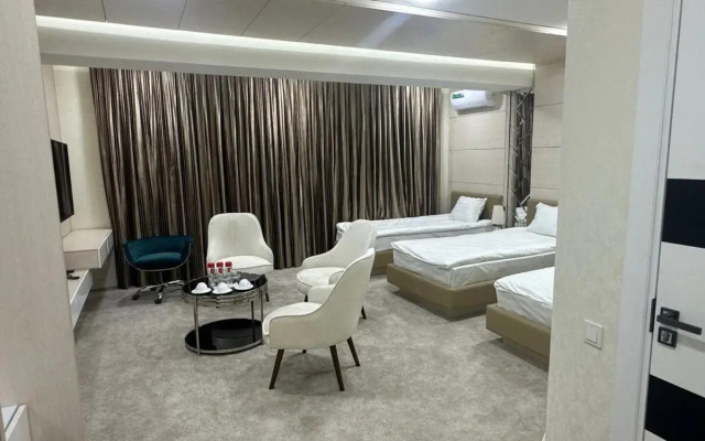Ohu Palace Hotel & Restaurant