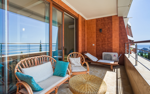 Familiya Elit Apartments 1
