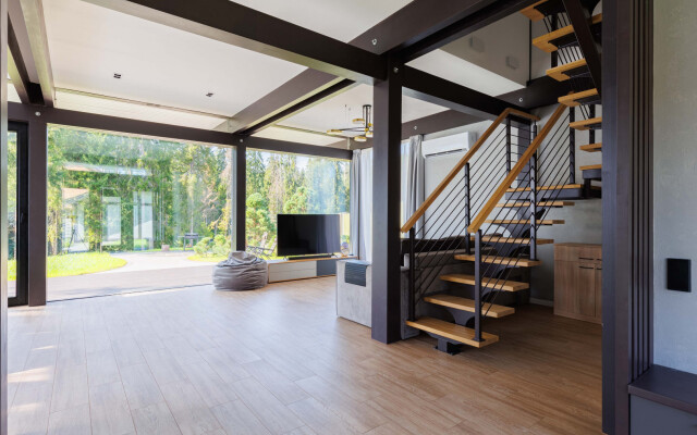 Гостевой Дом Дом с Панорамным Видом на Лес