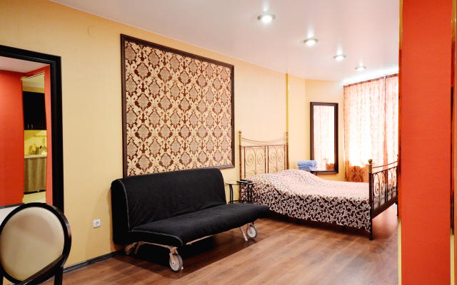 V Tsentre Yaroslavlya  Flat