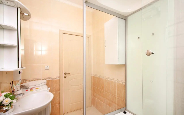 Апартаменты Уютная двухкомнатная квартира в ЖК Шахристан (130)