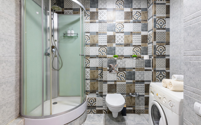 Uyut v Ritme Minimalizma Apartment