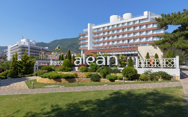 Отель Alean Family Biarritz