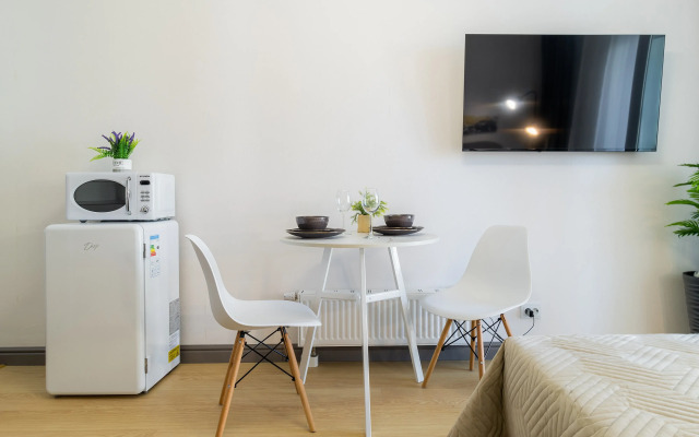 Set Apartamentov Chemodann Studiya Flat