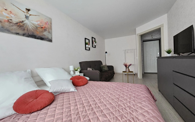 Квартира Живи Уютно