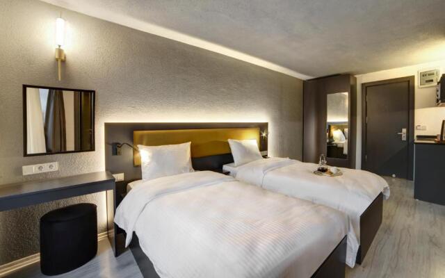 Seya Suites Hotel