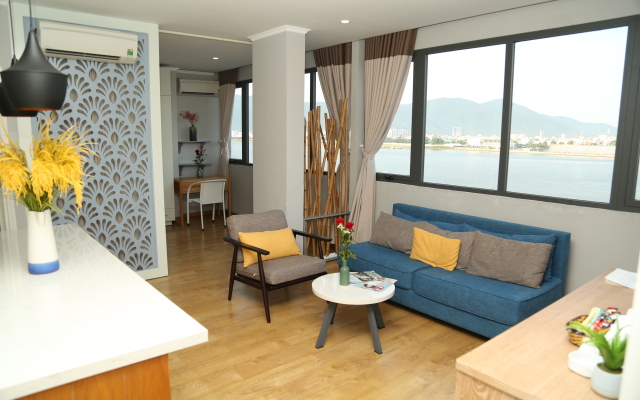 Kaka  Hotel