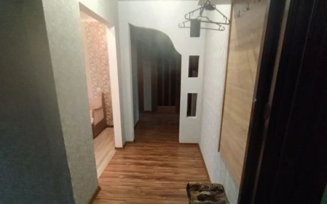 Tryokhkomnatnye Nebesnyy uyut Aparts Apartments