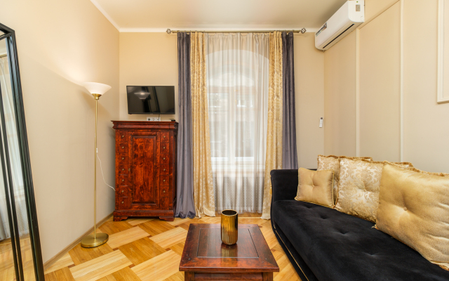 Апартаменты Лофт у Площади Восстания 3 спальни