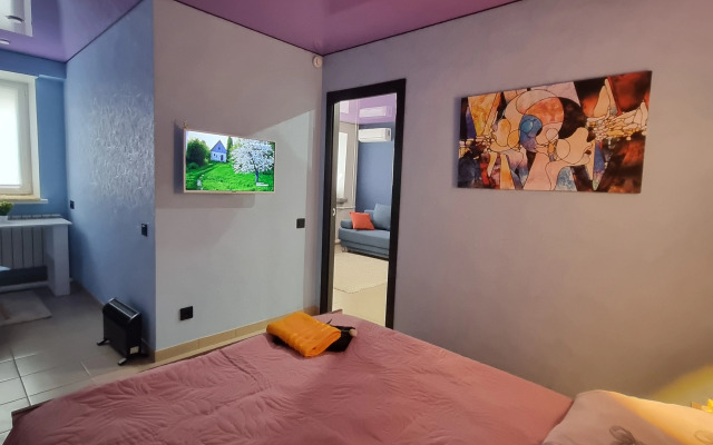Novye 2 Komnatnye V Centre Neftyanikov  Apartaments