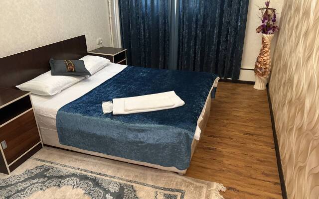 RATMINA Hotel
