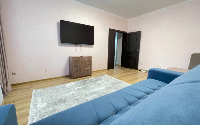 Квартира Трехкомнатная Просторная 5 мин до моря. Дагомыс