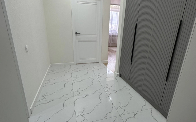 Auelbekova 120 Flat