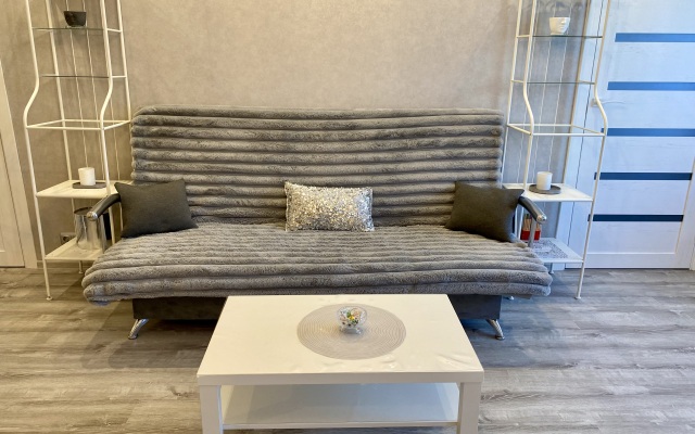 Queen Rooms Apartments