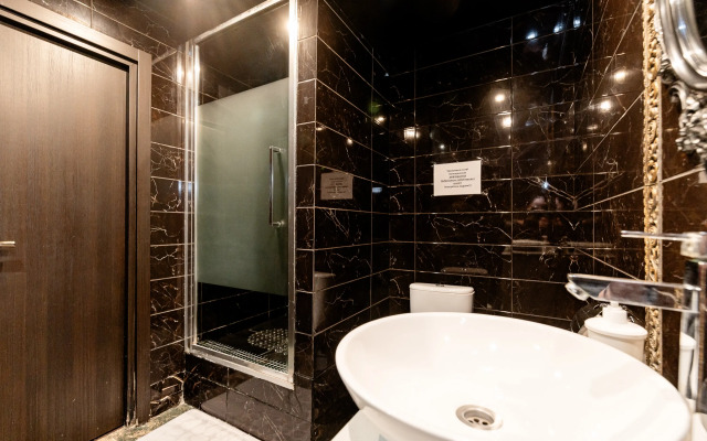 Апартаменты без Окна Оружейный Переулок 15а (0913)