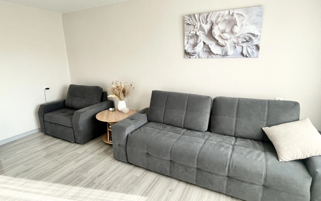 Dvukhkomnatnaya Dolinsk Flat