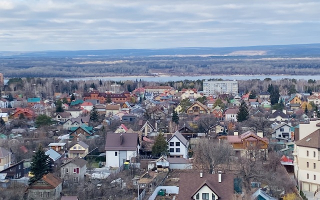 S Potryasayuschim Vidom Na Volgu Apartments
