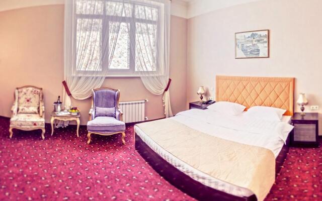 Gayd Park Hotel