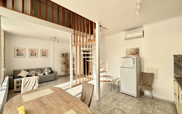 Апартаменты Уютные Двухуровневые 72 м2 в Центре Москвы