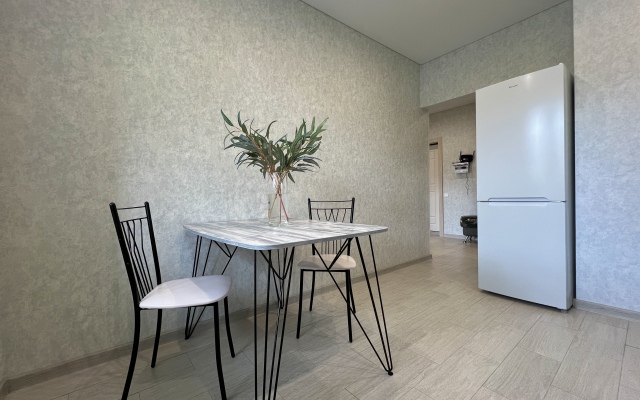 1-kom Pukhova 56-11 Kaluga tsentr KakDoma Flat