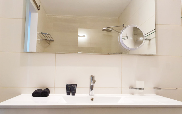 Design 2 Bdr Florentine #TL15 Apartments