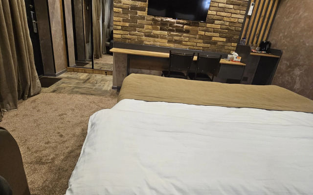 Homy House Hotel