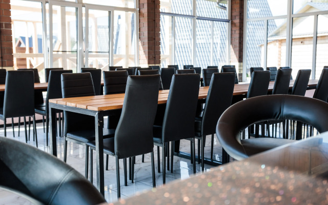 Отель Загородный Четыре сезона