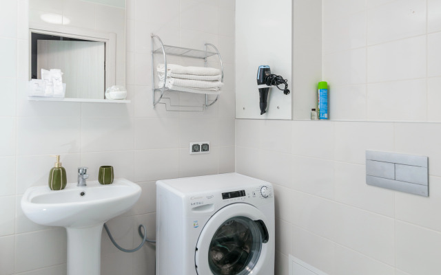 Yevrodvushka VV Apart Vozle Metro Kotelniki Na Sosnovoy 5k1 Apartments