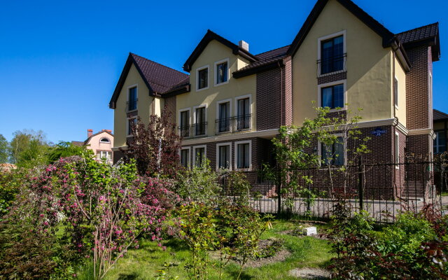 Dream Lyuks Apartments