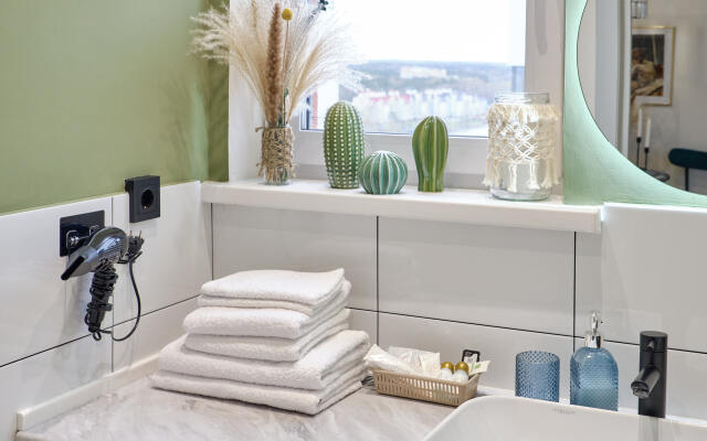 Na Naberezhnoy Ryadom S Termami Greenlife Flat