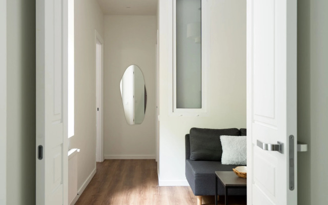 Апартаменты с двумя спальнями рядом с Таврическим садом