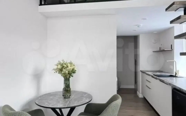 Квартира Двухуровневая Студия - 1 мин от Метро