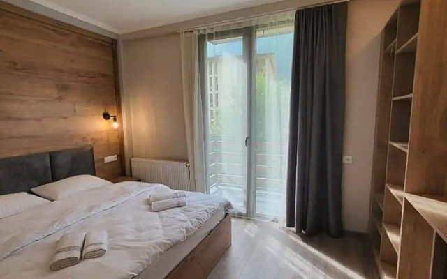 Hotel Roots