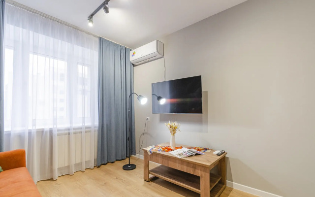 "1 komnatnaya na Maksima Gorkogo  "Stilnaya" Flat