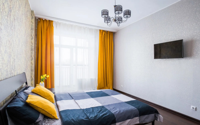 Квартира Просторная Однокомнатная у Метро Октябрьская