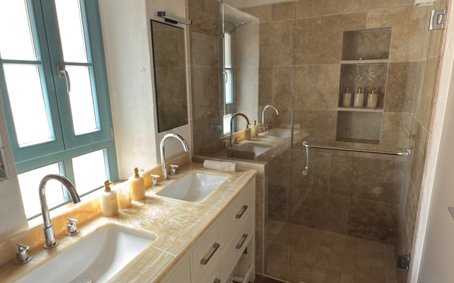 Отель Entre Ciel Et Mer