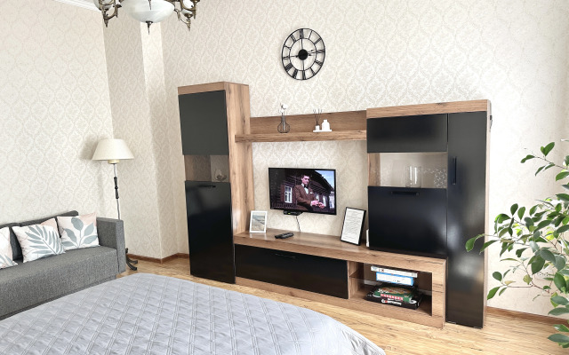 Апартаменты Красная 13