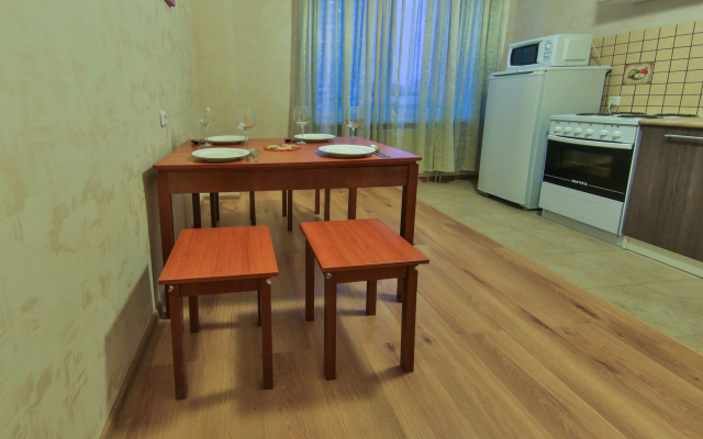 Апартаменты Двухкомнатная Квартира на Космонавте