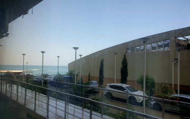 2-kh Komnatnaya Na Beregu Morya Flat